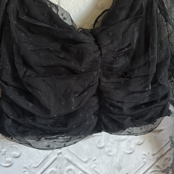 Polka dot lace mesh crop top - Picture 2 of 6